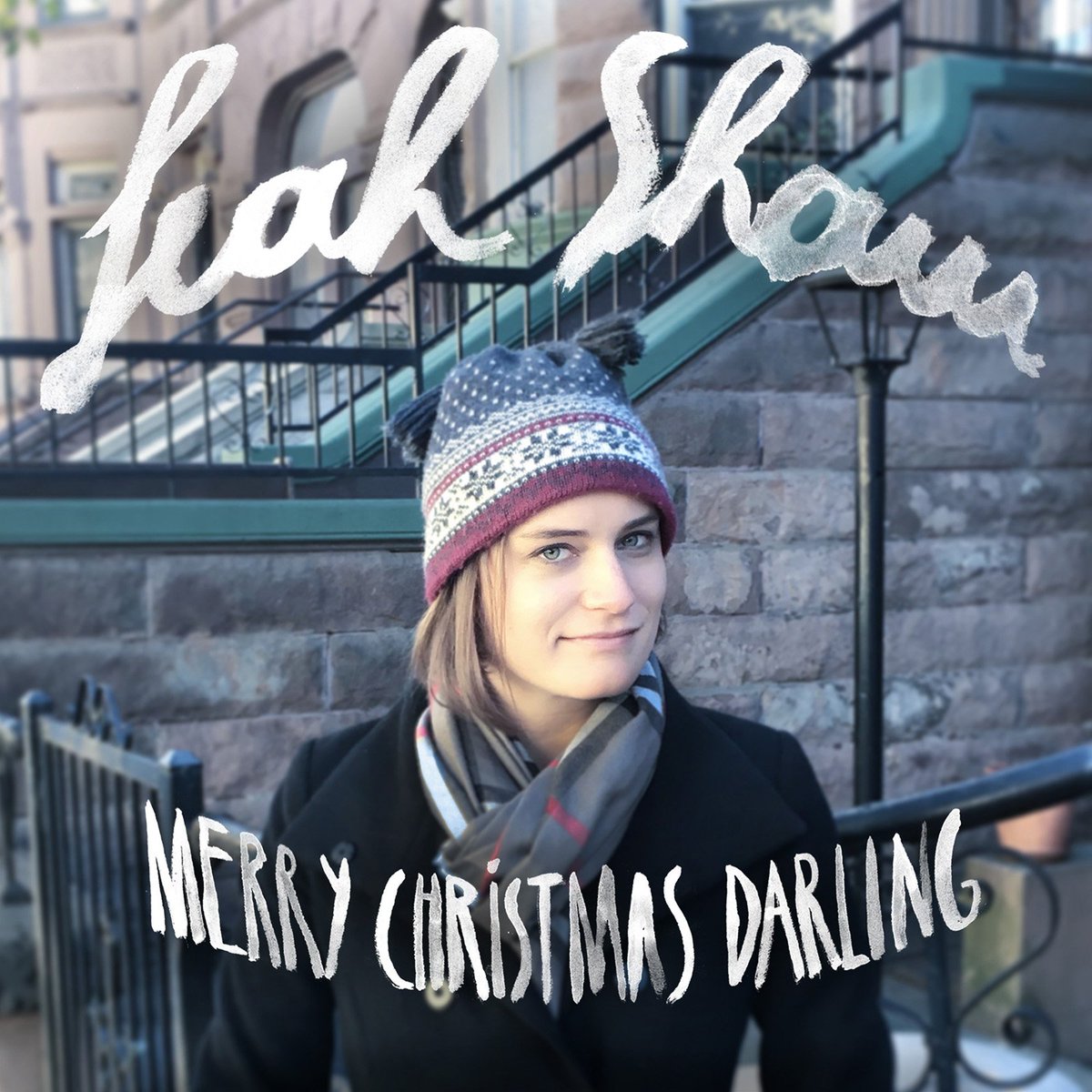 LeahShawMusic's tweet photo. New #ChristmasSong out now! Get it here: https://t.co/MbyE77gH2E #MerryChristmasDarling https://t.co/9J0Ulj7wXp
