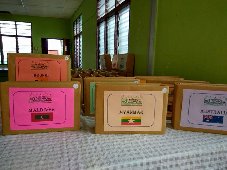 pputerimy's tweet photo. These await participants to the Girl Guides Malaysia Centenary Camp! Are you ready? #IGGCC2016 #GGAM100 https://t.co/0Wa3cNew4e