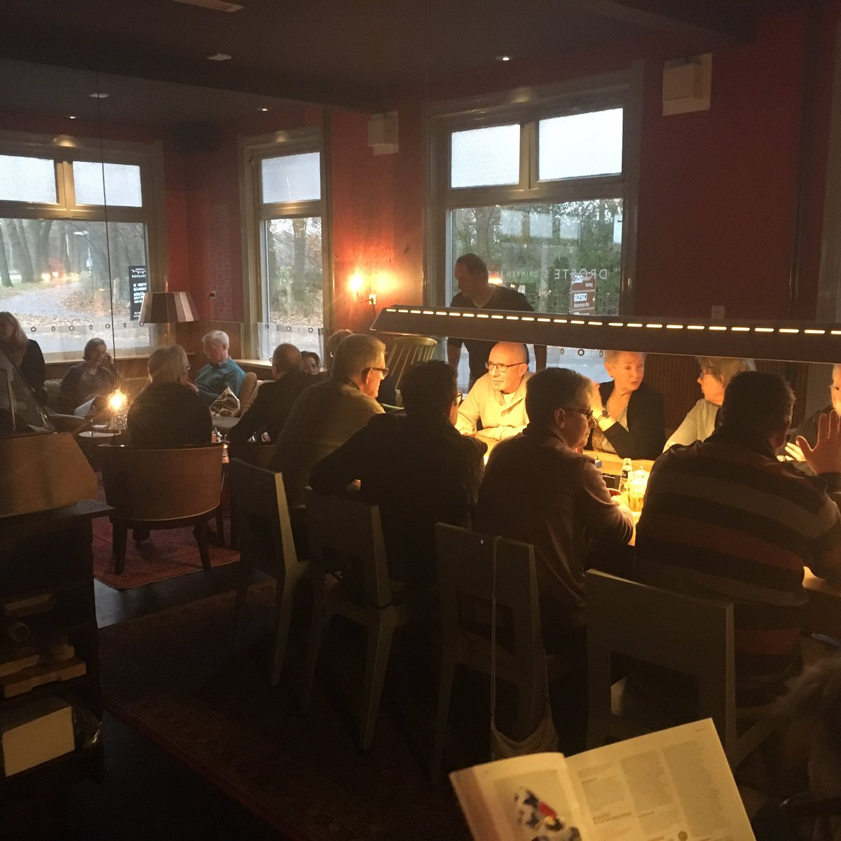 Niet meer komen! Wij zitten vol! #lazysundayafternoon