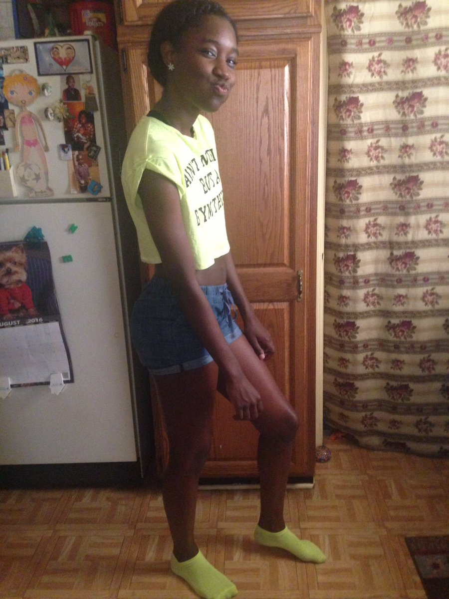 8lexu's tweet photo. #skinnyasshellchallenge π https://t.co/IGRqrdXceU