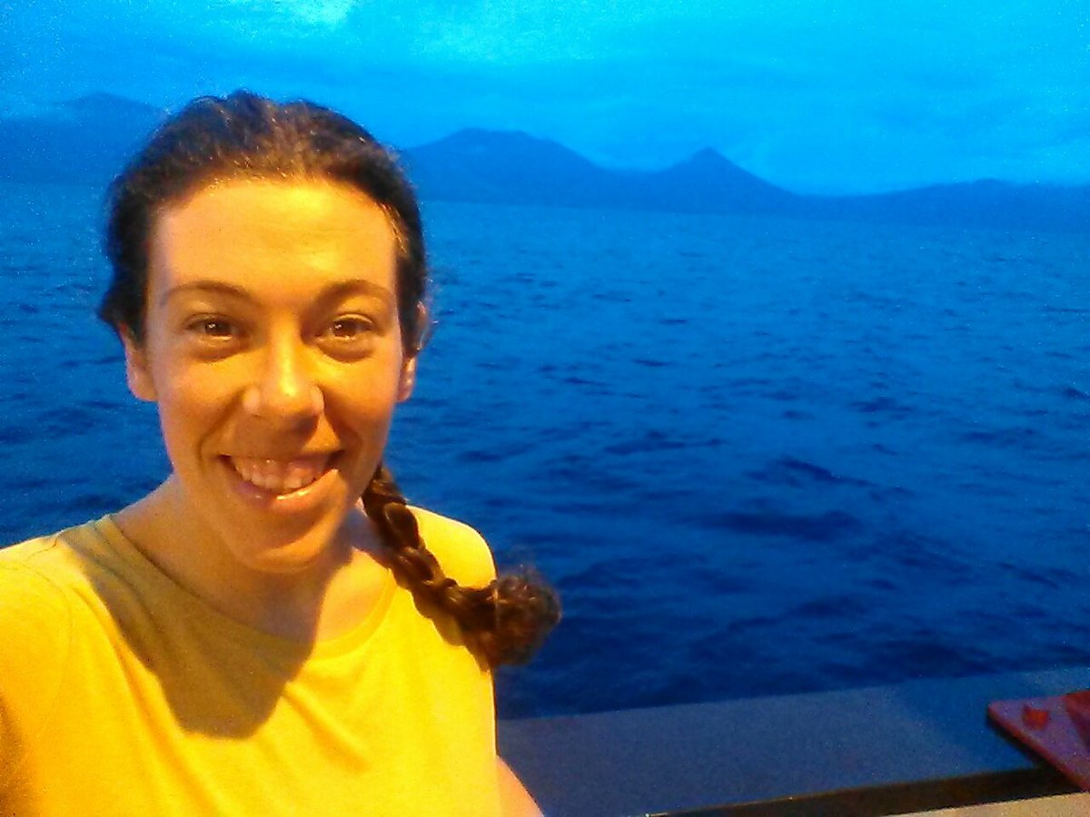 V_Olganica's tweet photo. New sunrise at #SO252 during #PCable 3D seismics watches. Geometrics women at the wet lab leading the acquisition https://t.co/1FvqPnU2BL