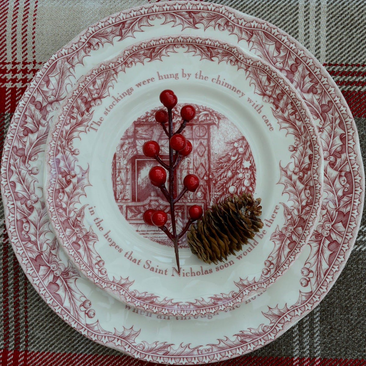 NEFamilyFun's tweet photo. How to host an AWESOME North Pole Breakfast https://t.co/0cCDcMGBH7 #nebloggers https://t.co/jp2dhOHWkc