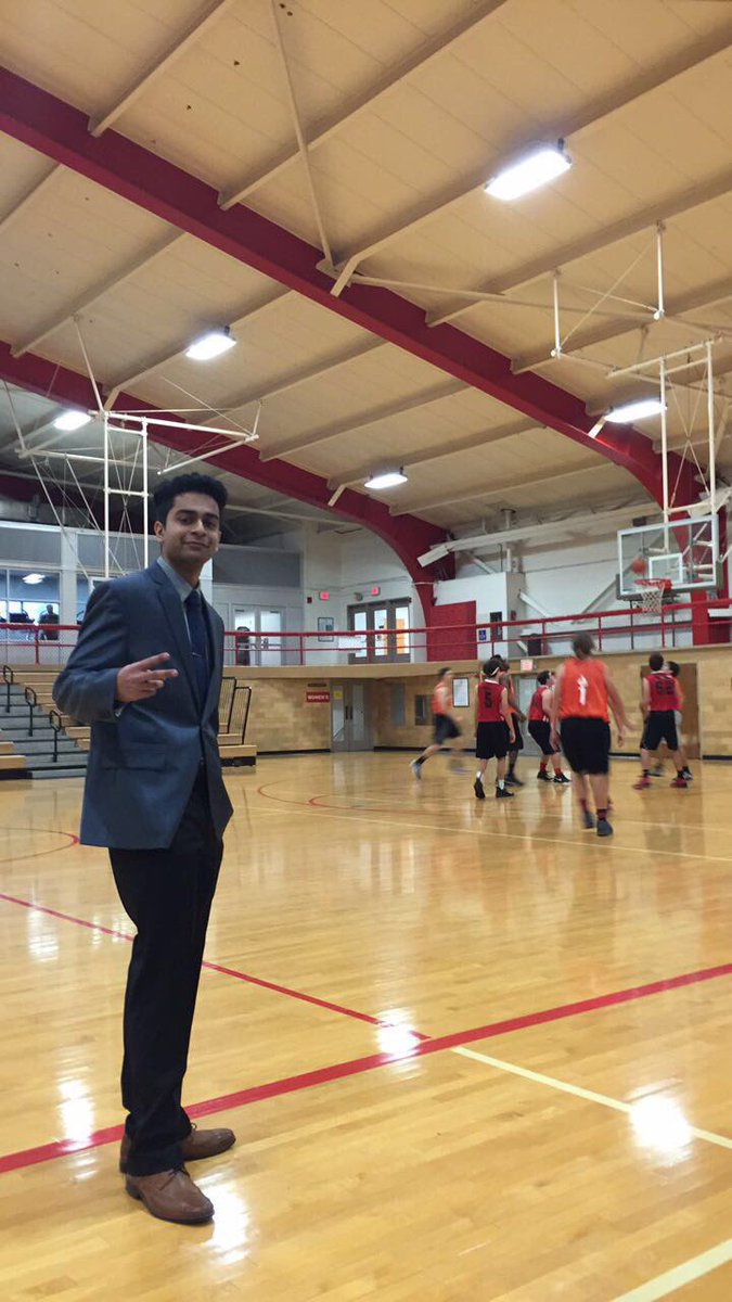 bricksquadppd's tweet photo. Coach Fahad Beg starts his career off with an L on the court but a W on the sidelines #PPDCoachOfTheYear https://t.co/9ssA5jPAgC