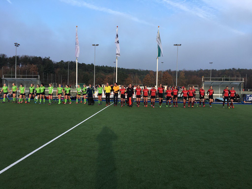 4-1 overwinning op Doorn. Met 2e plek in de poule nu even opwarmen in de zaal. #supermeisjesA