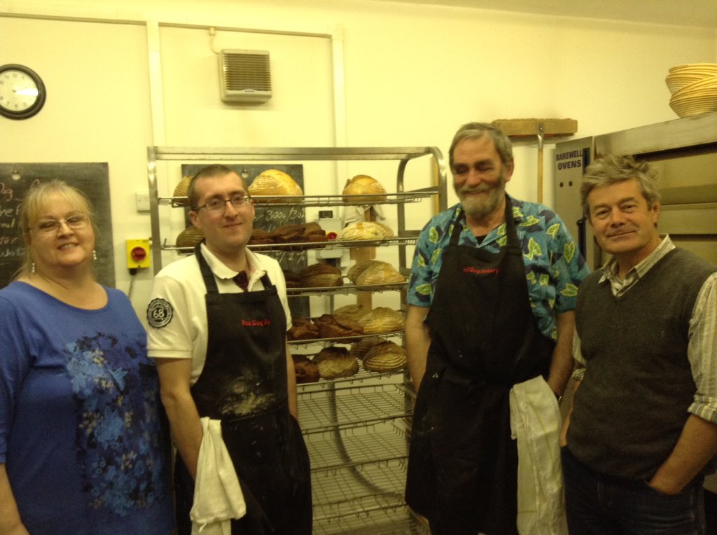 Reddogschool's tweet image. Sunday&apos;s #sourdough class went well today. Great to see returning students and meet new ones. One place left on Dec 11 #Sourdoughclass