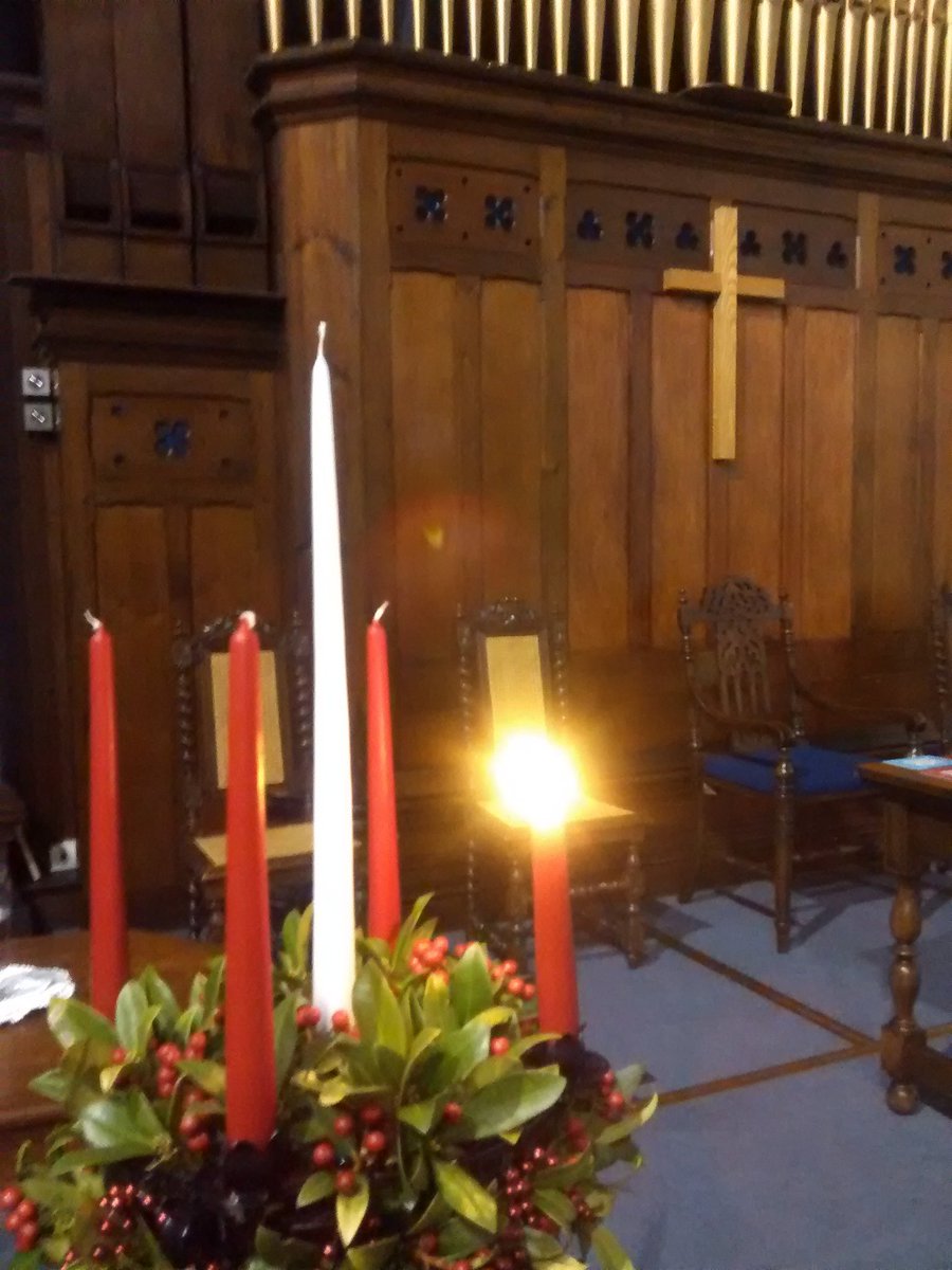 roojo16614's tweet photo. And so #Advent begins @WRBCHitchin. #posada16 figures have shelter, Messages of Hope have echoed, and the first candle is lit! https://t.co/3kCnPjjHfa
