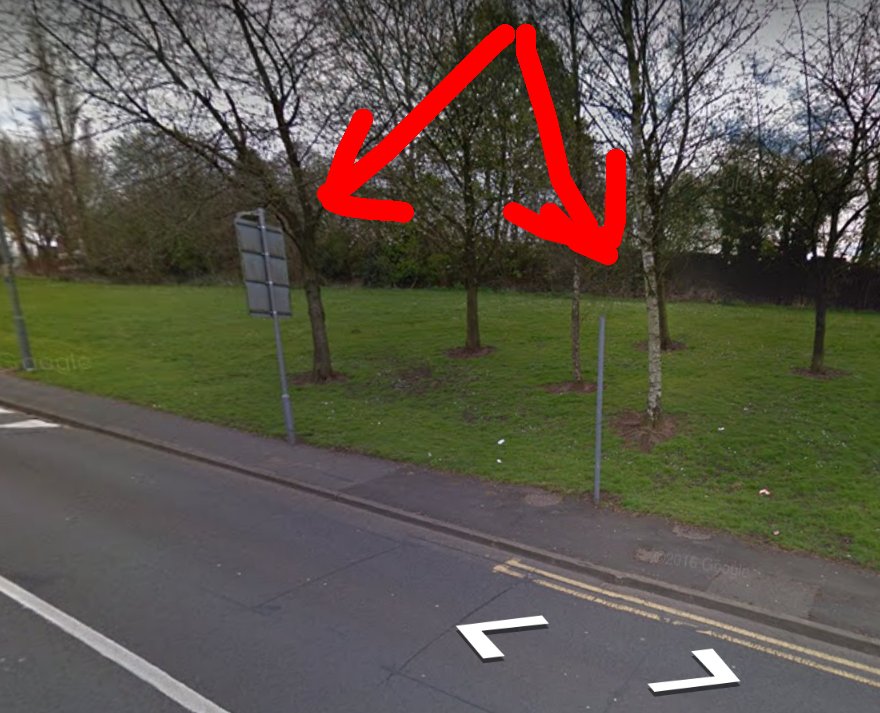 BloggsMr's tweet photo. .@RichardAngell @GeorgieBOC https://t.co/ywHgNTf3AE you sir are a fake. #SaveOurNHS Google Street view confirms this was taken outside club. https://t.co/g6TFWIidRq