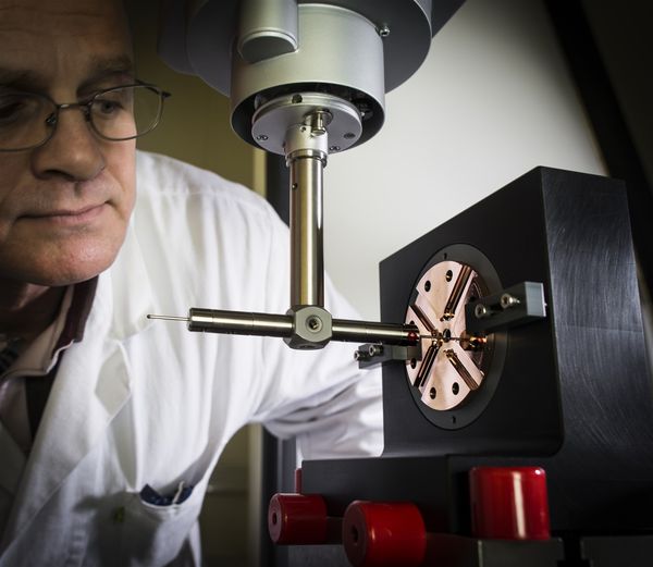 PopSci's tweet photo. Take a look at the Infinity Machine https://t.co/jrbuYANCWw https://t.co/h4XLzn6NBt