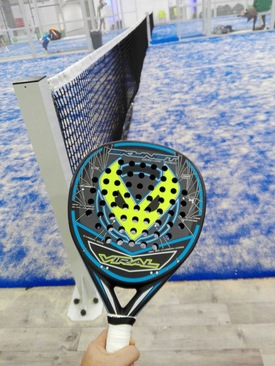 4PadelStore's tweet photo. Portugal vai ficar #Viral com a #skynetpro. Podes experimentar e comprar a tua em https://t.co/Q3KA7AUPsA #4Padel @VIRALPADEL https://t.co/tE7YYhzgE6