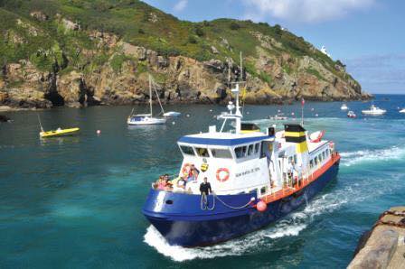 SarkApartments's tweet photo. Sark, the crown jewel of the Channel Islands, nestled in between Guernsey and Jersey, 80 miles south of England. Come and soak up the beauty https://t.co/zLNnIFlfFH