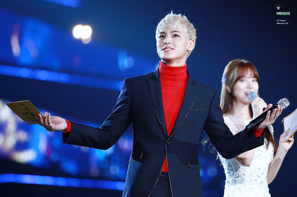 Marvelous_MG's tweet photo. 161127 슈퍼 드림콘서트 @pledis_17 #SEVENTEEN #세븐틴 #Mingyu #민규 
수고해쩡💞 자랑스러운 MC 김밍규 https://t.co/pVycpelRfN