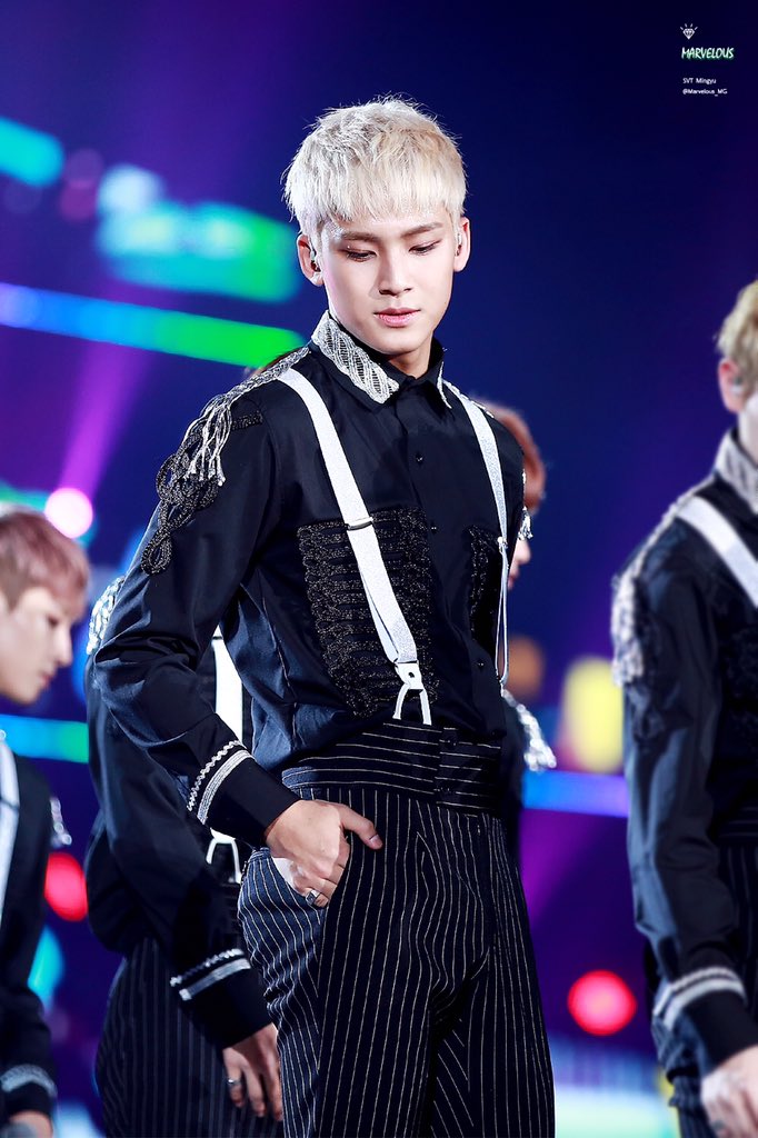 Marvelous_MG's tweet photo. 161127 슈퍼 드림콘서트 @pledis_17 #SEVENTEEN #세븐틴 #Mingyu #민규 
수고해쩡💞 자랑스러운 MC 김밍규 https://t.co/pVycpelRfN