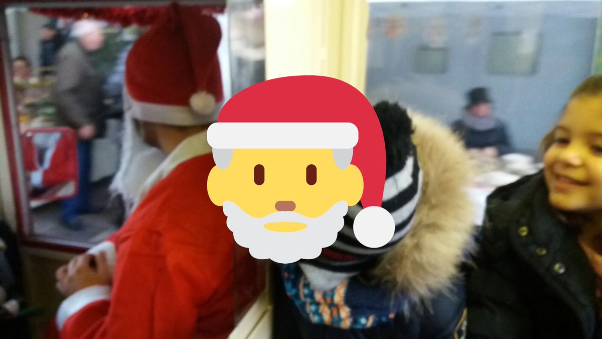 dominguez120d's tweet photo. merry christmas 😎 https://t.co/ZU7pwxyn1P