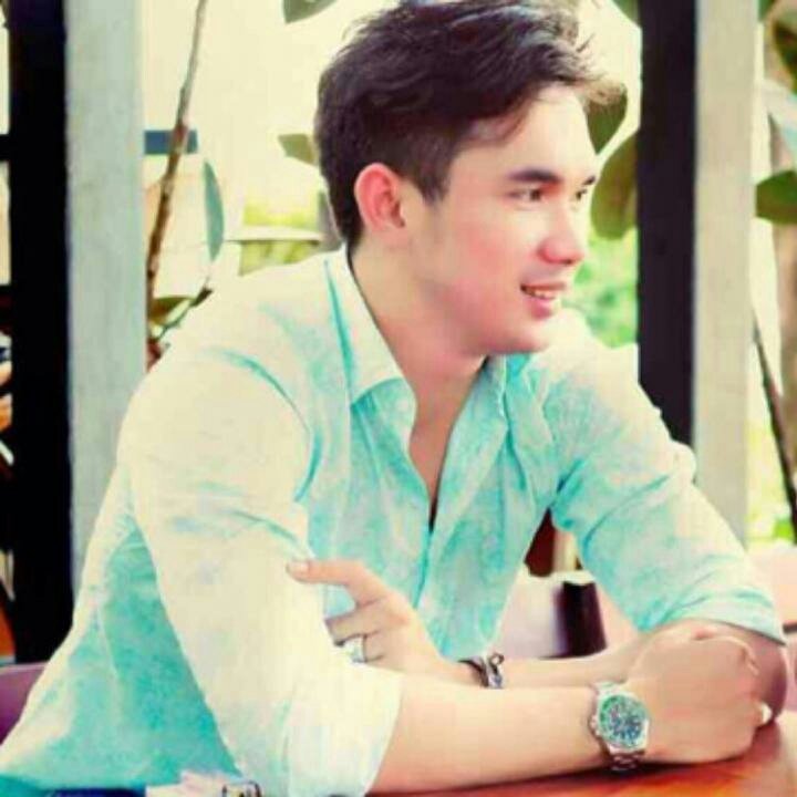indrahaciko's tweet photo. Come join me, or you'll be left behind #BIGOLIVE. https://t.co/HQrZVrn369 https://t.co/9bq9y8PcPX