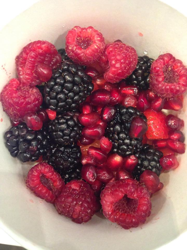 thefuzzypeach's tweet photo. We love fresh berries!! https://t.co/ASMA4Zt7Px