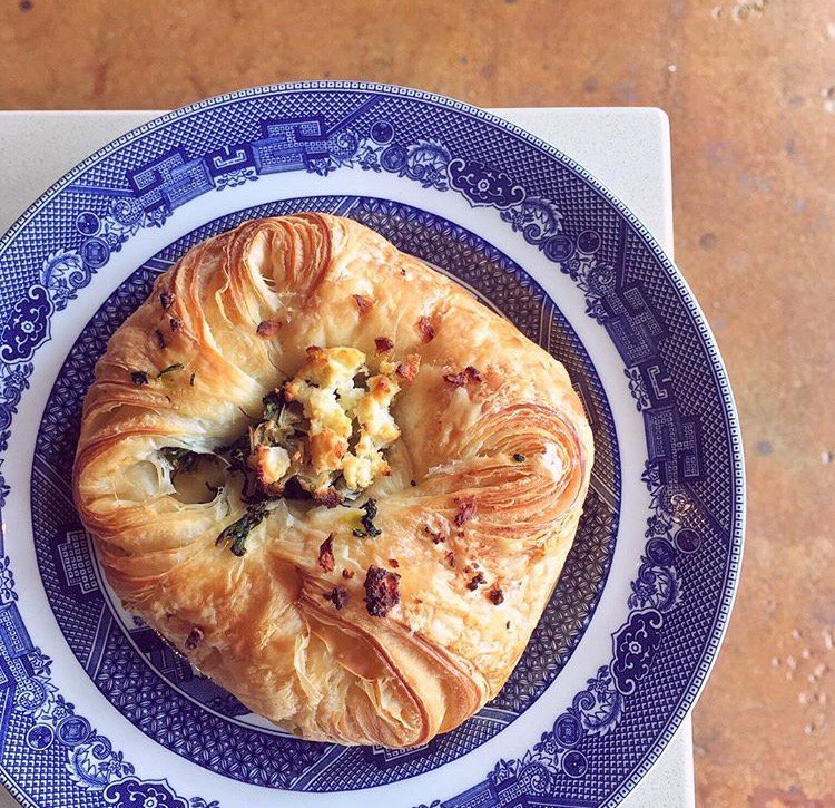 A little healthy + a lot #delicious! Spinach Croissant avail <a href="/TheeRND/">RUBIES+DIAMONDS</a> #EEEEEATS <a href="/SuzanneGoin/">Suzanne Goin</a> <a href="/styneonwine/">Caroline Styne</a> #LarderBakingCompany