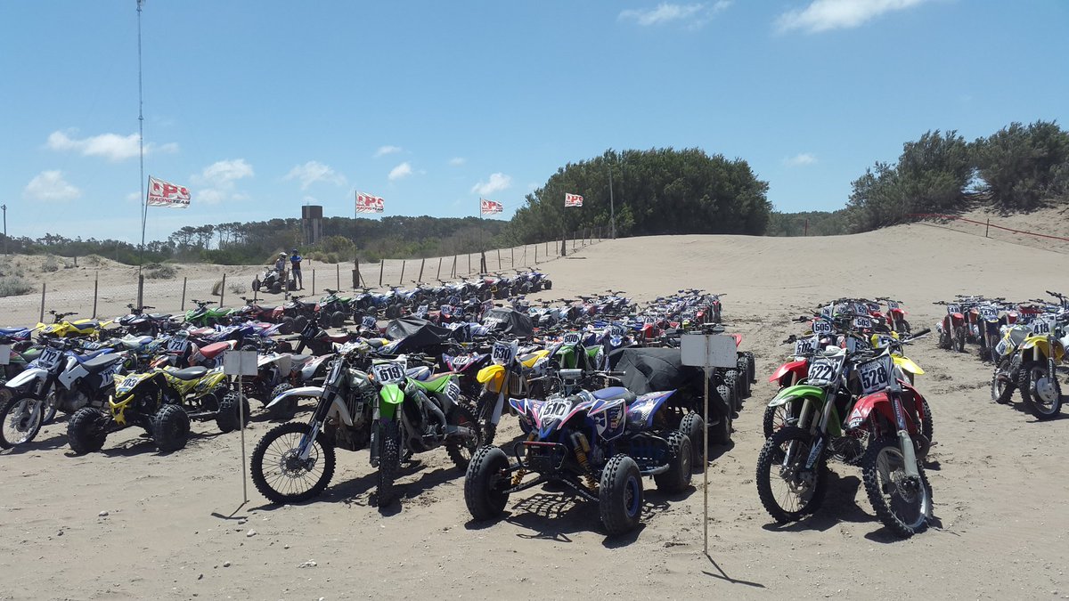 EnduroPrimavera's tweet photo. Parque Cerrado #edp6 https://t.co/2KRQLS79fv