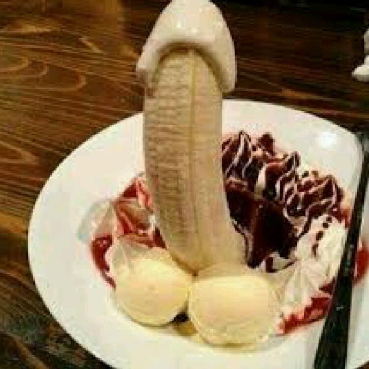 Come hangout with me on #BIGOLIVE. web.live.bigo.sg/2165100521_148…