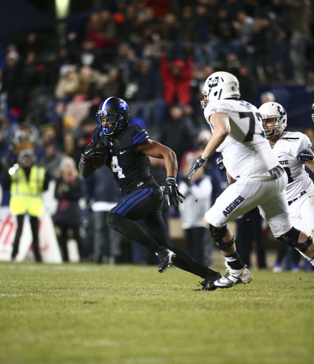 leangiebzion's tweet photo. @leangiebzion #4Fred Warner INT,#18Michael Shelton fumble picked up TD,Senior class of 2016, Taysom @T_Hill4 QB who leasd us 8-4 season https://t.co/dOqdHsPziR