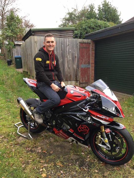 madphilhorton's tweet photo. #sponsorship #2bikes @MPurslowRacing @ECTA_Racing contact Mark or Dave Berry @Auto66Racing @iom_tt @northwest200 @ttscwebsite @ECTATraining https://t.co/vbQtcEP7DY