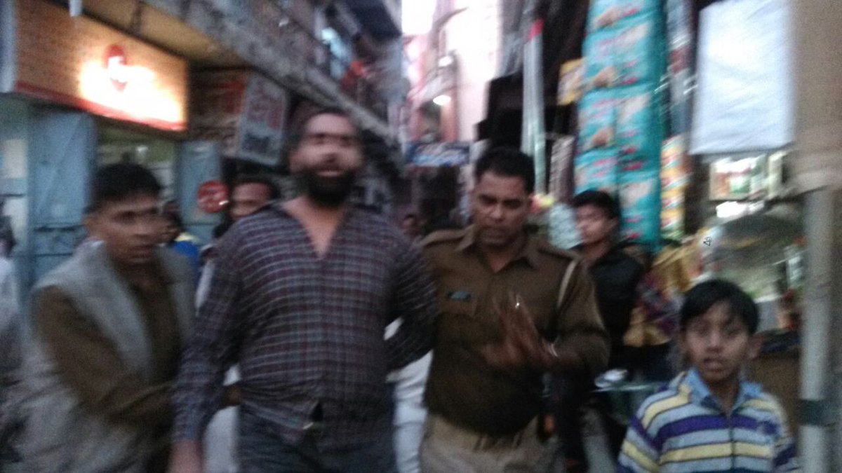 IPS_Association's tweet photo. Kudos to constables Shahzad Ali &amp; 
Deepanshu Tyagi of PS Kairana in @Uppolice whose presence of mind led to arrest of terrorist Pamma https://t.co/h7Ce8KDNSZ