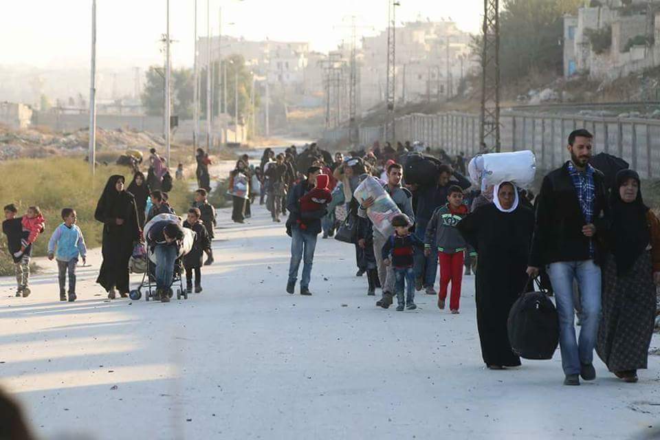 BreakingKurd's tweet photo. #breakingkurd
Thousands of civilians flee eastern #Aleppo from regime bombardment to Kurdish district of Sheikh Maqsoud.#Twitterkurds #Syria https://t.co/Wymk2NI1eu
