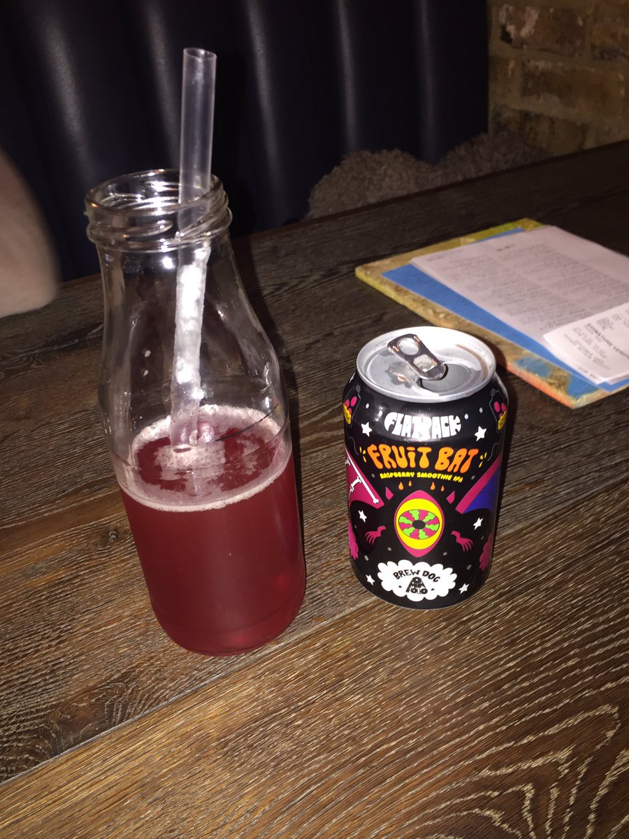 paulbrewdog's tweet photo. Really very pleasant!! At our amazing @BrewDogSoho and after the superb #punkipa this #fpfb is delicious. #craftbeer #brewdog https://t.co/qUlxeMgukk
