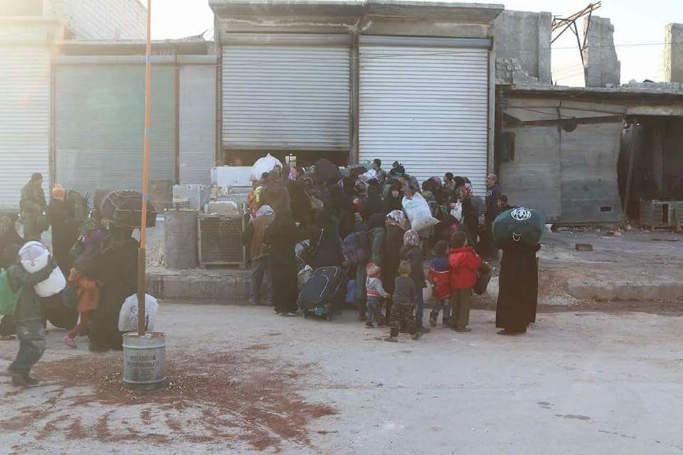BreakingKurd's tweet photo. #breakingkurd
Thousands of civilians flee eastern #Aleppo from regime bombardment to Kurdish district of Sheikh Maqsoud.#Twitterkurds #Syria https://t.co/Wymk2NI1eu