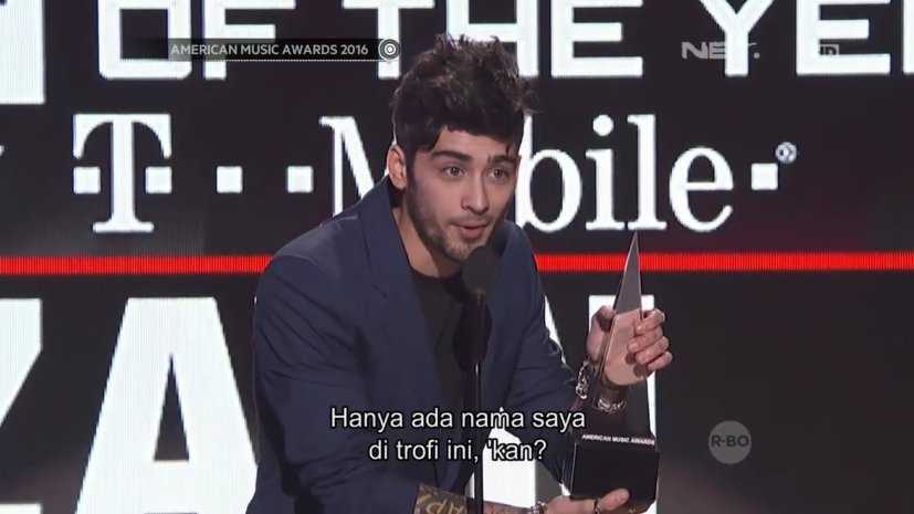 mdtvindonesia's tweet photo. WOW!! Congrats ganteng @zaynmalik atas penghargaan di kategori New Artist of The Year! :D #AMAs2016OnNET https://t.co/svAtUmuksj