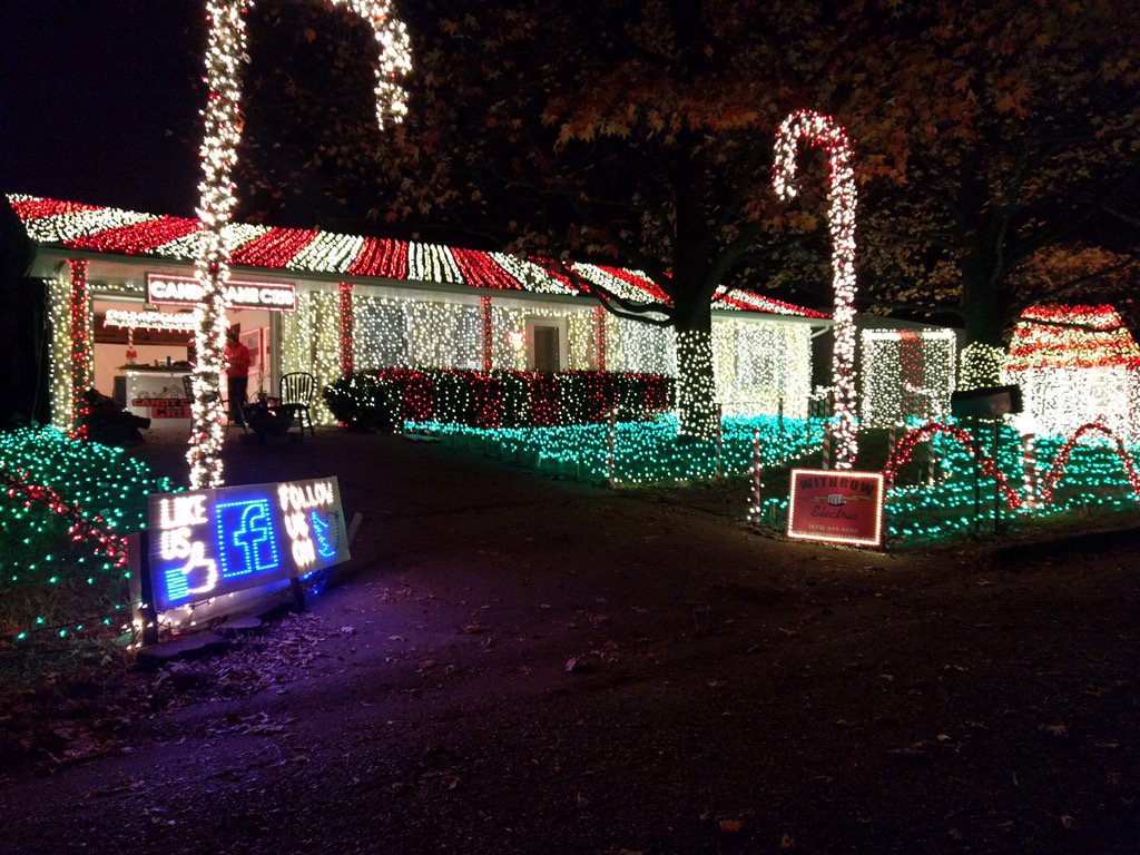 CandyCaneCrib tweet media