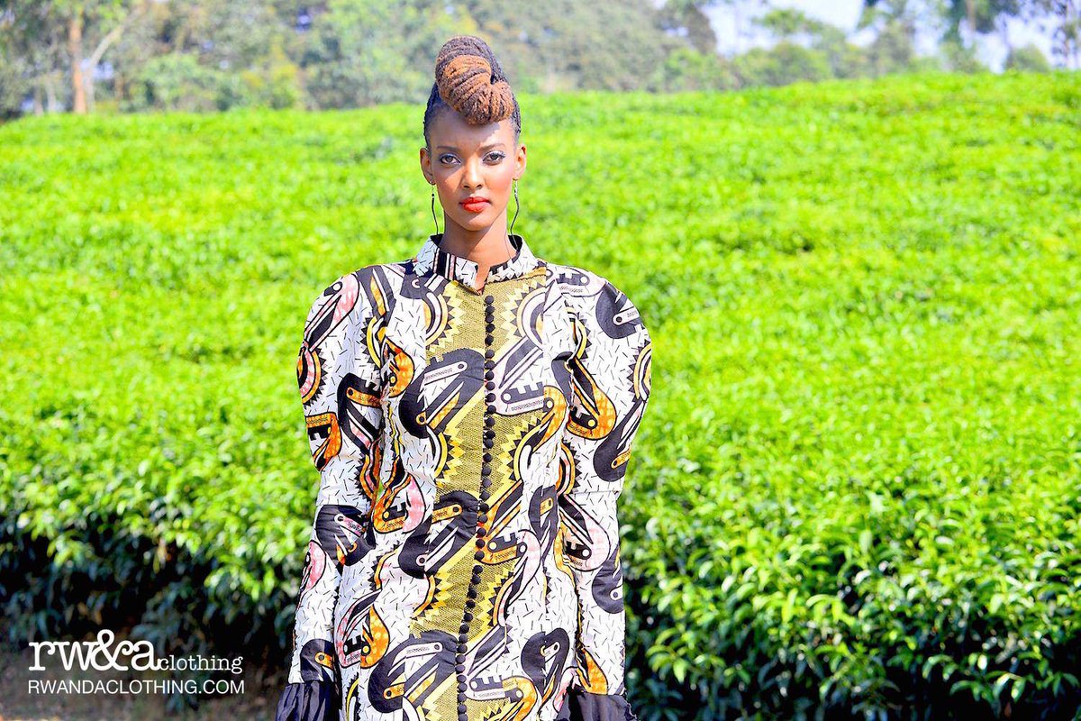 alexiamupende's tweet photo. #Tea #Chai #RwandaTea #VLISCOCollection2016 by @RWANDACLOTHING 📷Raphael Cardinael #NyungweForestLodge #Rwanda #Vlisco170 #MadeInRwanda #RWOT https://t.co/ILDCgsBymO