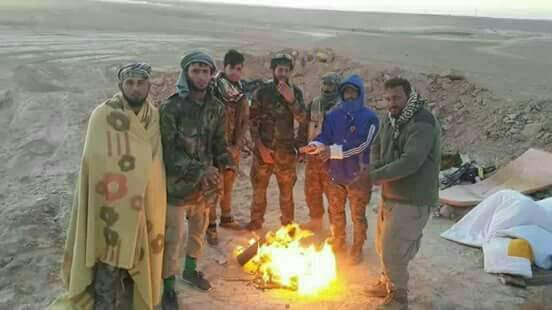 abas36177's tweet photo. تحيه للابطال المرابطين  بساحات القتال مع الاجواء القاسيه # الله ينصرهم https://t.co/XsBNu5iJ1j