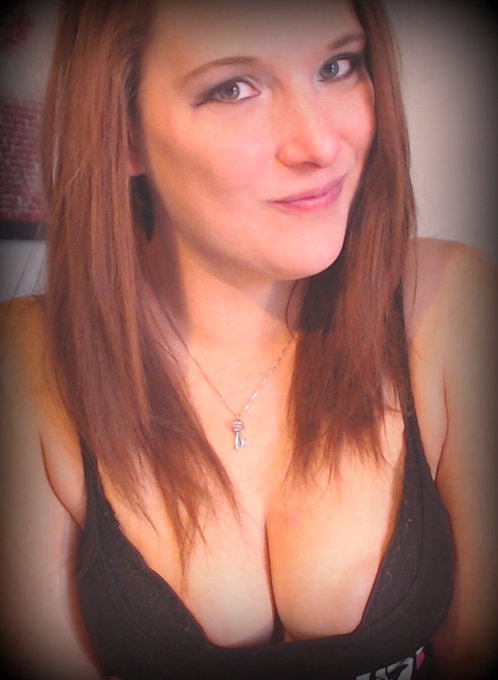 Retweet if you love my smile ;)
#ilovemygirlfund @mygirlfund https://t.co/bHiLnjdaTG 
#TEAMSCB https://t