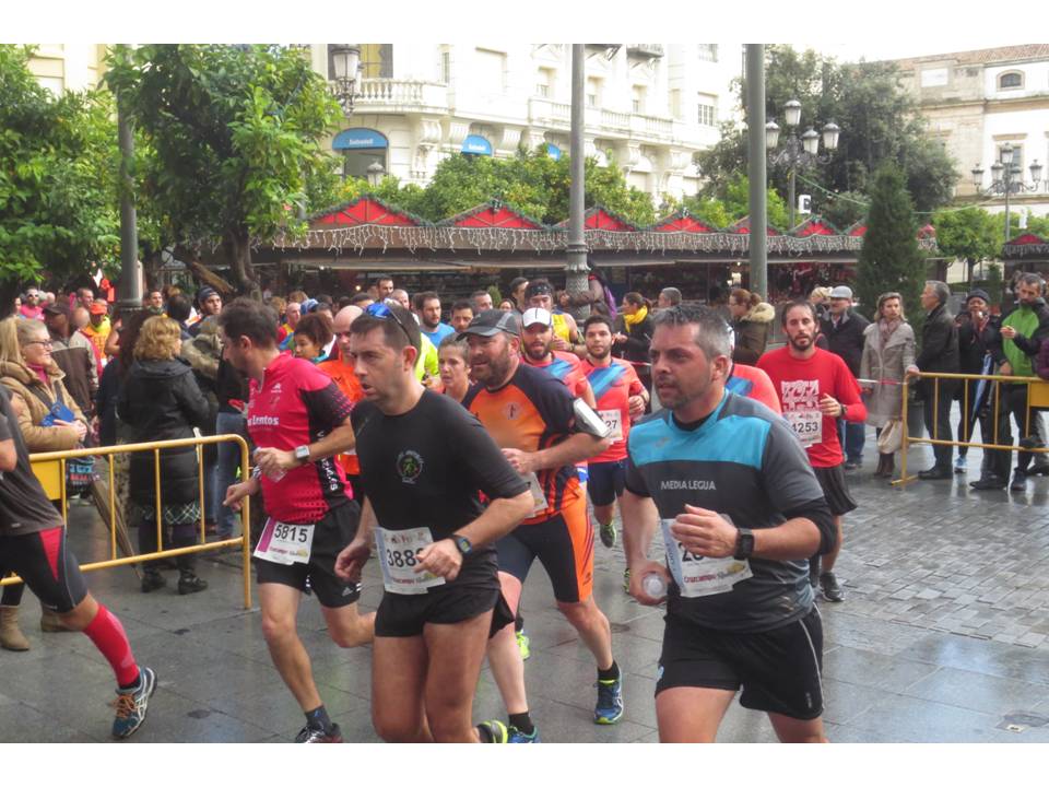 correparkMLuisa's tweet photo. Galería fotográfica:Media #Maratón de #Cordoba 2016 Más fotos https://t.co/hrUaca2r2s #mediamaratoncordoba #nordicwalkingcordoba #gansaber https://t.co/v5TiFZAam8
