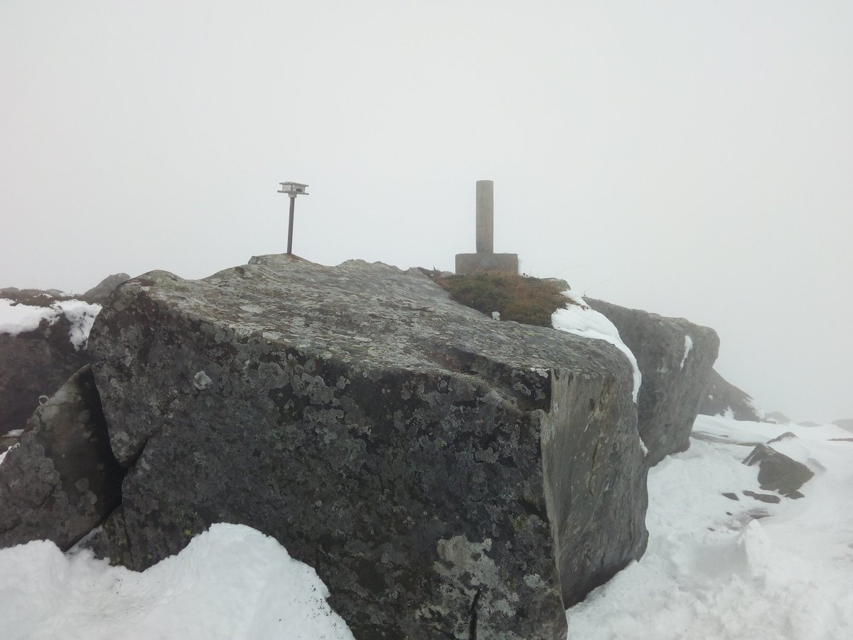 AFImprobable's tweet photo. Retazos de la ascension a #CoterolaBrena desde #Engaña #Merindades #Burgos

Nieve y niebla en una ruta otoño-invernal https://t.co/uvgb1cKvHr