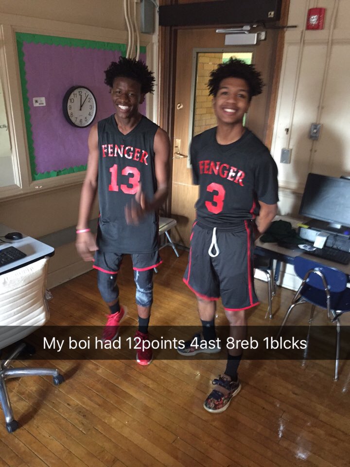 darnelldavis4's tweet photo. Brong the trophy home where it belongs 🏆🔐😈🅿️🏀#FengerTitans https://t.co/bS7nVFGV0H