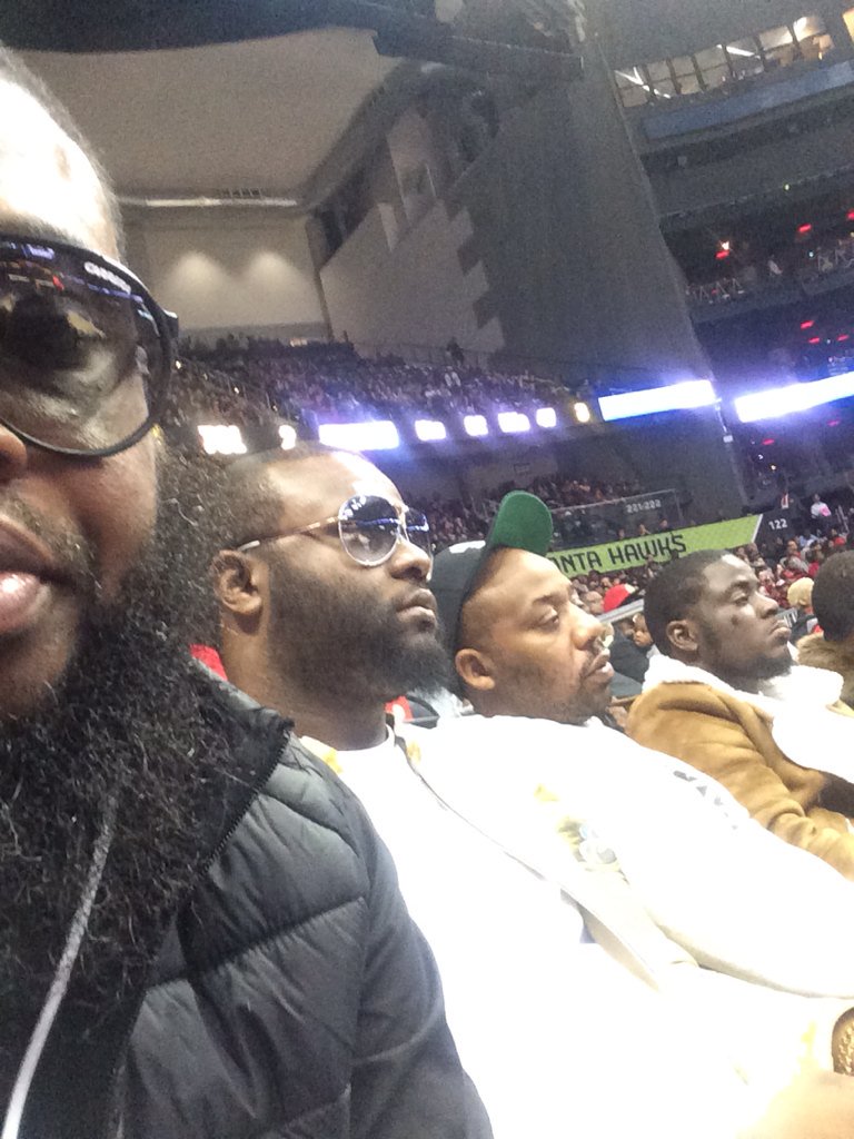 meach7st's tweet photo. We always show up GANG! https://t.co/TwWkYRhYUy