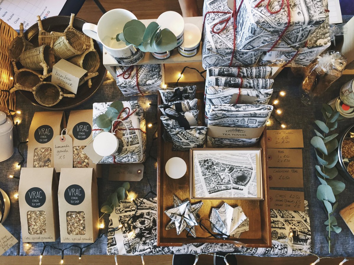 lewesmap's tweet image. So lovely to see you today @SevenSpices @vracteashop @Merleskitchen #lewes4christmas #leweshamper #Lewes