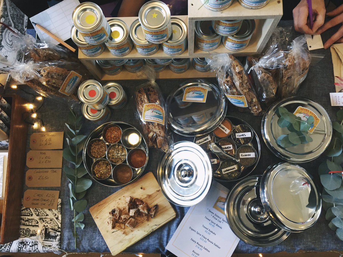 lewesmap's tweet image. So lovely to see you today @SevenSpices @vracteashop @Merleskitchen #lewes4christmas #leweshamper #Lewes