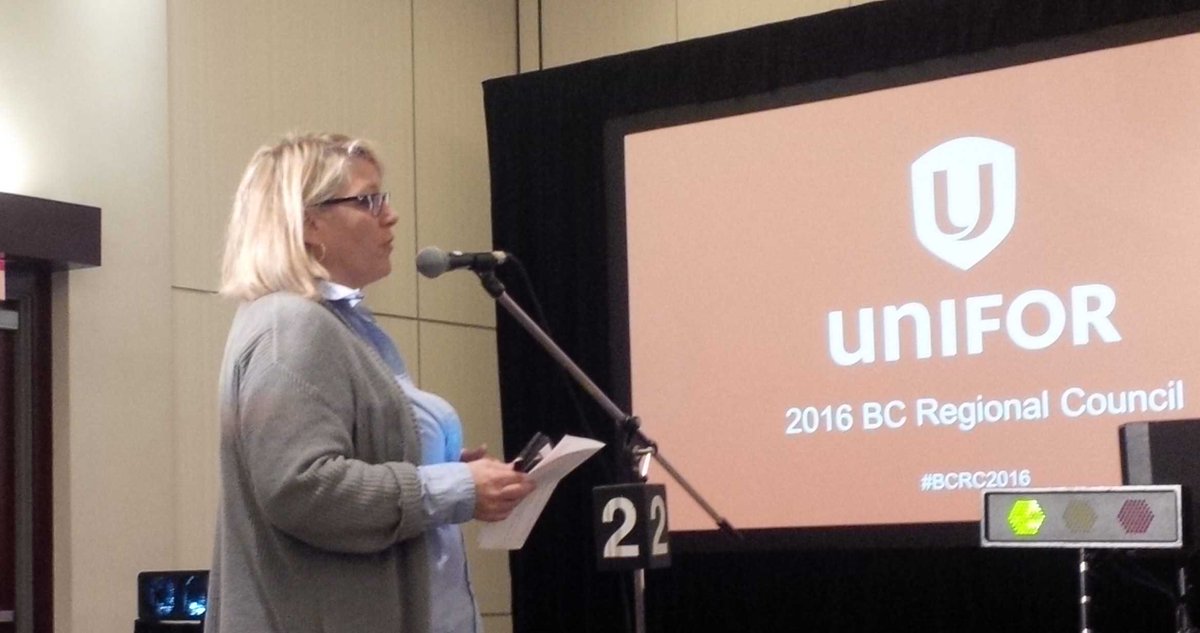 dist150's tweet photo. Local 2002 President Cheryl Robinson speaks to BC Regional Council on $15 fair wage campaign #unifor2002 https://t.co/cNzLioIFQl