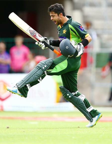 AHMADBIGGESTFAN's tweet photo. #OnThisDay 2013 Ahmad Shahzad scored 3rd ODI 💯,became 1st Asian 2 score 💯vs SA in SA n 🇵🇰 became 1st Asian team 2 won ODI series vs SA in SA https://t.co/BYAWPpdwJD