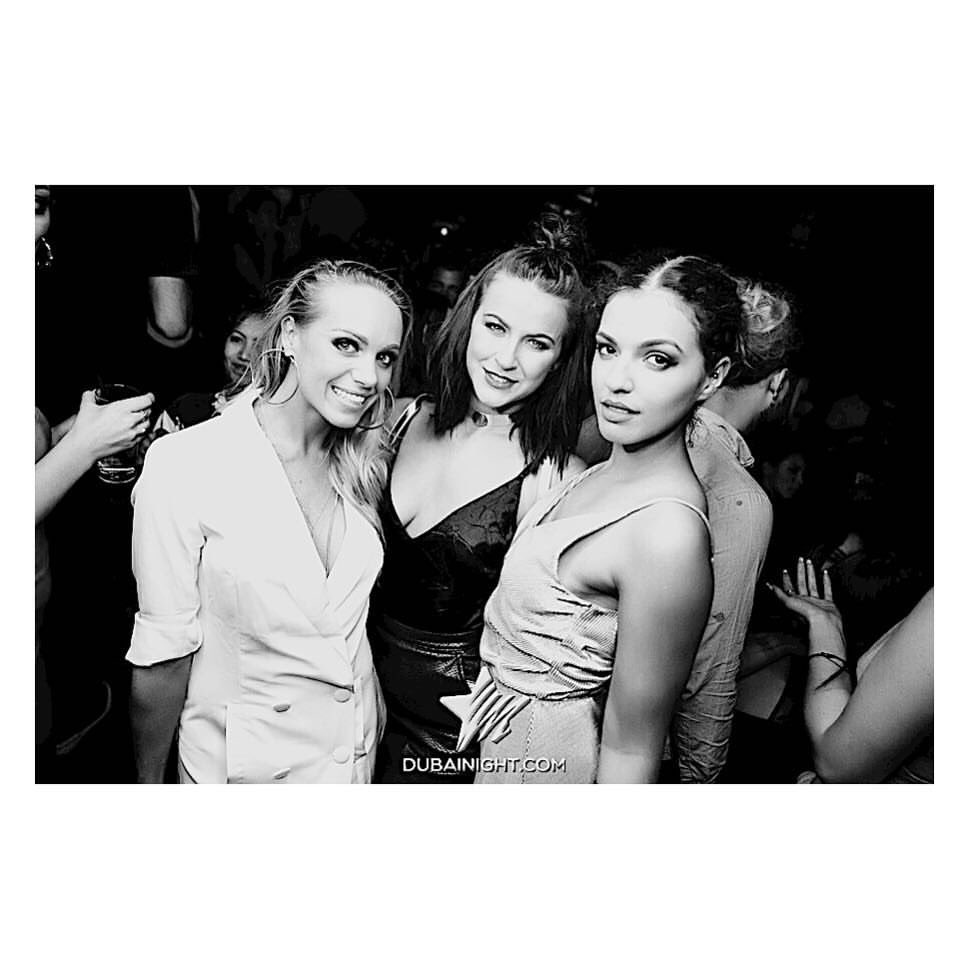 Just look at these @TTCtweets beauties all in superb dancing contracts and loving life in Dubai <a href="/ToriKingsbury/">Tori Kingsbury</a> #JoMorley #DaniellePhillips