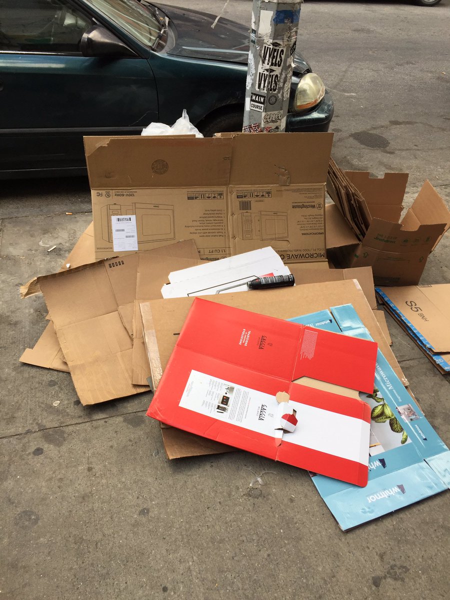 thenaccc's tweet photo. @authorea hi! I'm your neighbor. Can we talk about your trash management? https://t.co/sFkHV8tcaU