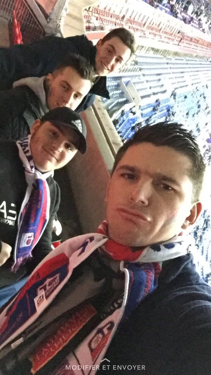 quentin_brsn's tweet photo. @ParcOL #allerOL https://t.co/JgbEyO9qab