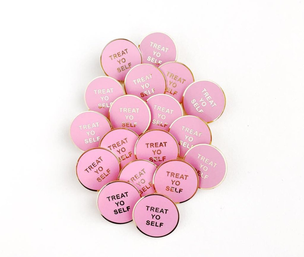 SSLLpresents's tweet image. Treating yourself doesn't have to be expensive! Here are 22 ways to #treatyourself on a budget: qoo.ly/cefag