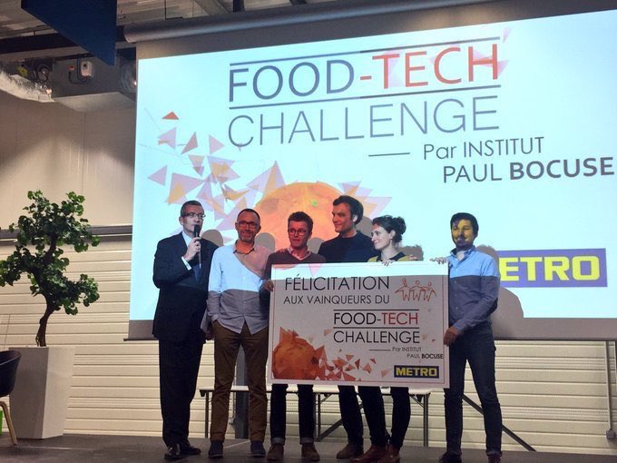 InstitutLyfe's tweet photo. #FoodTechChallenge aime vous surprendre... #helloextra à l'écoute des professionnels HR grand #lauréat ex æquo 👏#startup #foodtech https://t.co/7SvCadUJKb