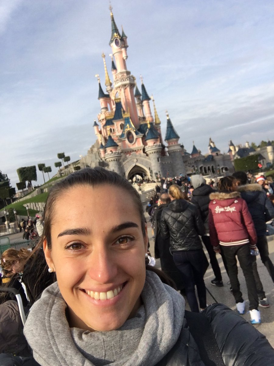 CAROLINE GARCIA - Página 19 CySoAIwW8AAYkG3