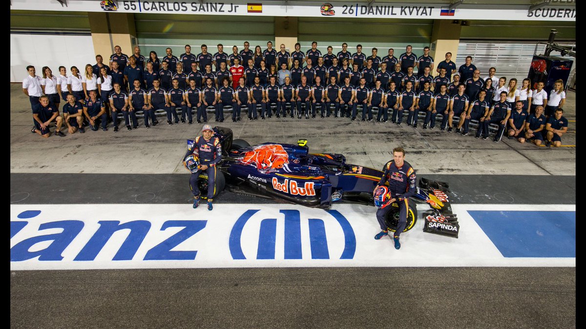 Carlossainz55's tweet photo. Thanks team @ToroRossoSpy it's been a great one! We have done everything we could with this weapon. Next year will be even better! https://t.co/SvzZ7d06XP
