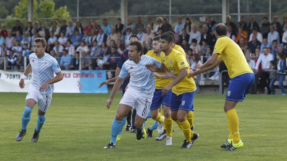 DeporteGalicia's tweet photo. El #CDChoco supera a domicilio al #SDDubra en el duelo por salir del descenso (CRÓNICA)
https://t.co/DymDHjo3pN https://t.co/NcAS1uJ5xV