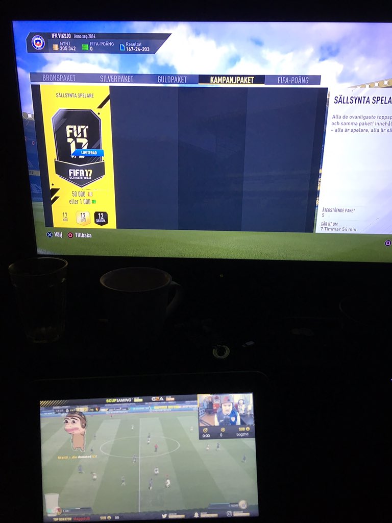 strid989's tweet photo. @Castro1021 5 50k packs CR7INFORM https://t.co/ZXGmuqPH0M